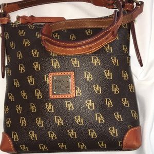 🎈Sale💥Dooney & Bourke Crossbody Handbag